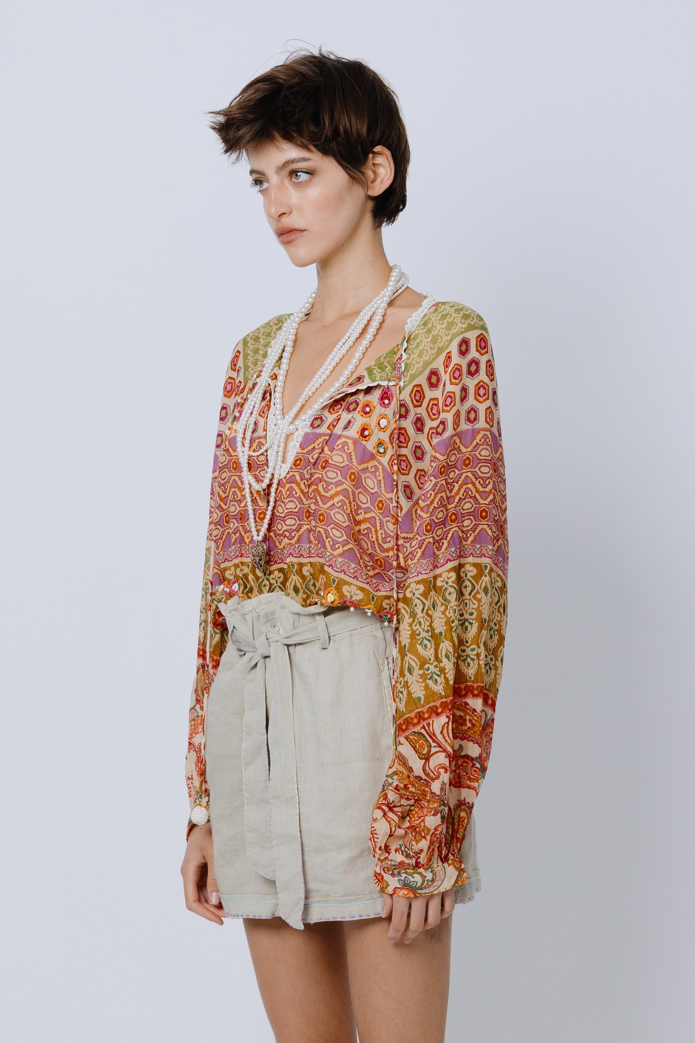 חולצת כותנה דפוס הינדי-פולק