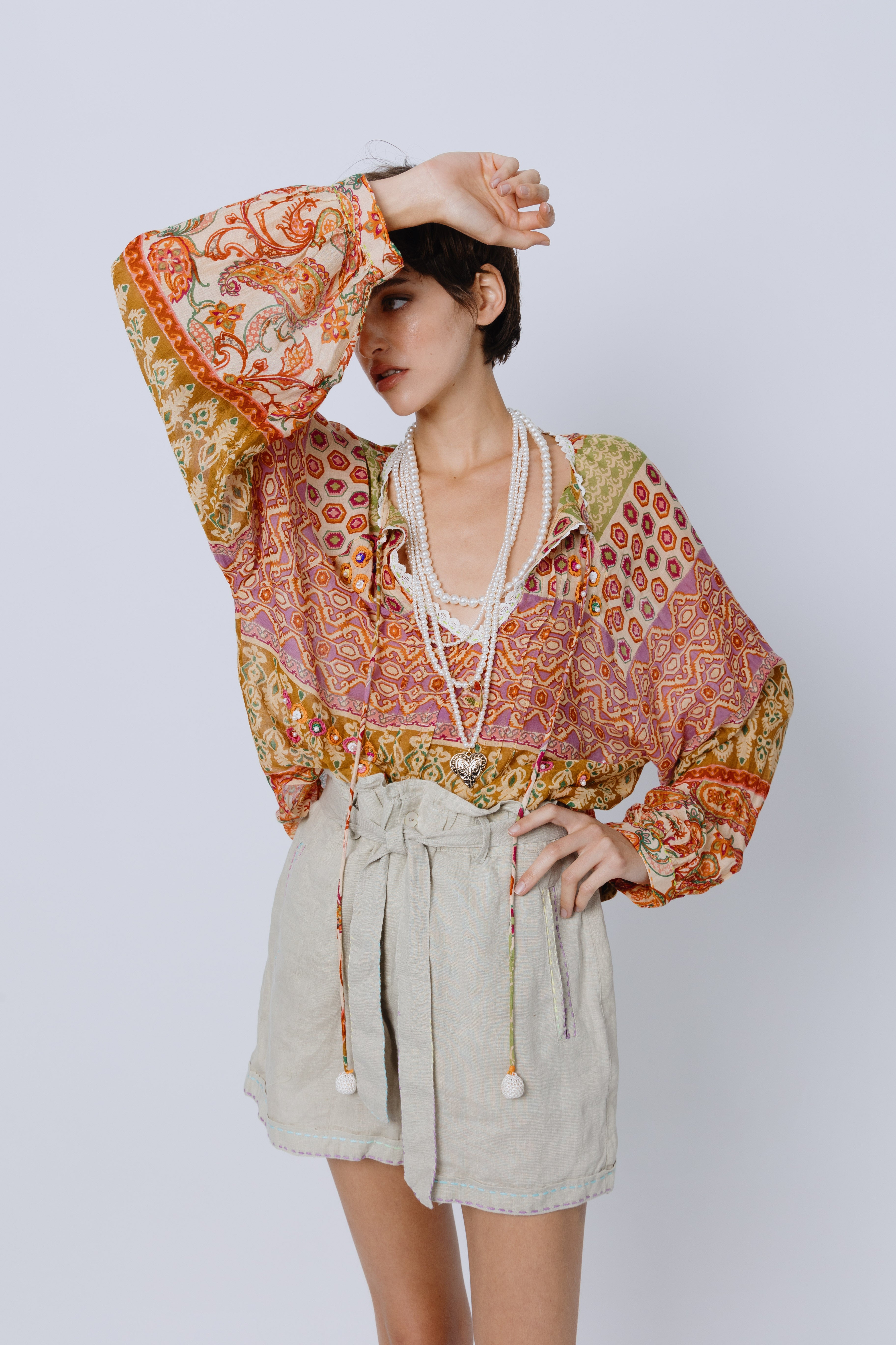 חולצת כותנה דפוס הינדי-פולק