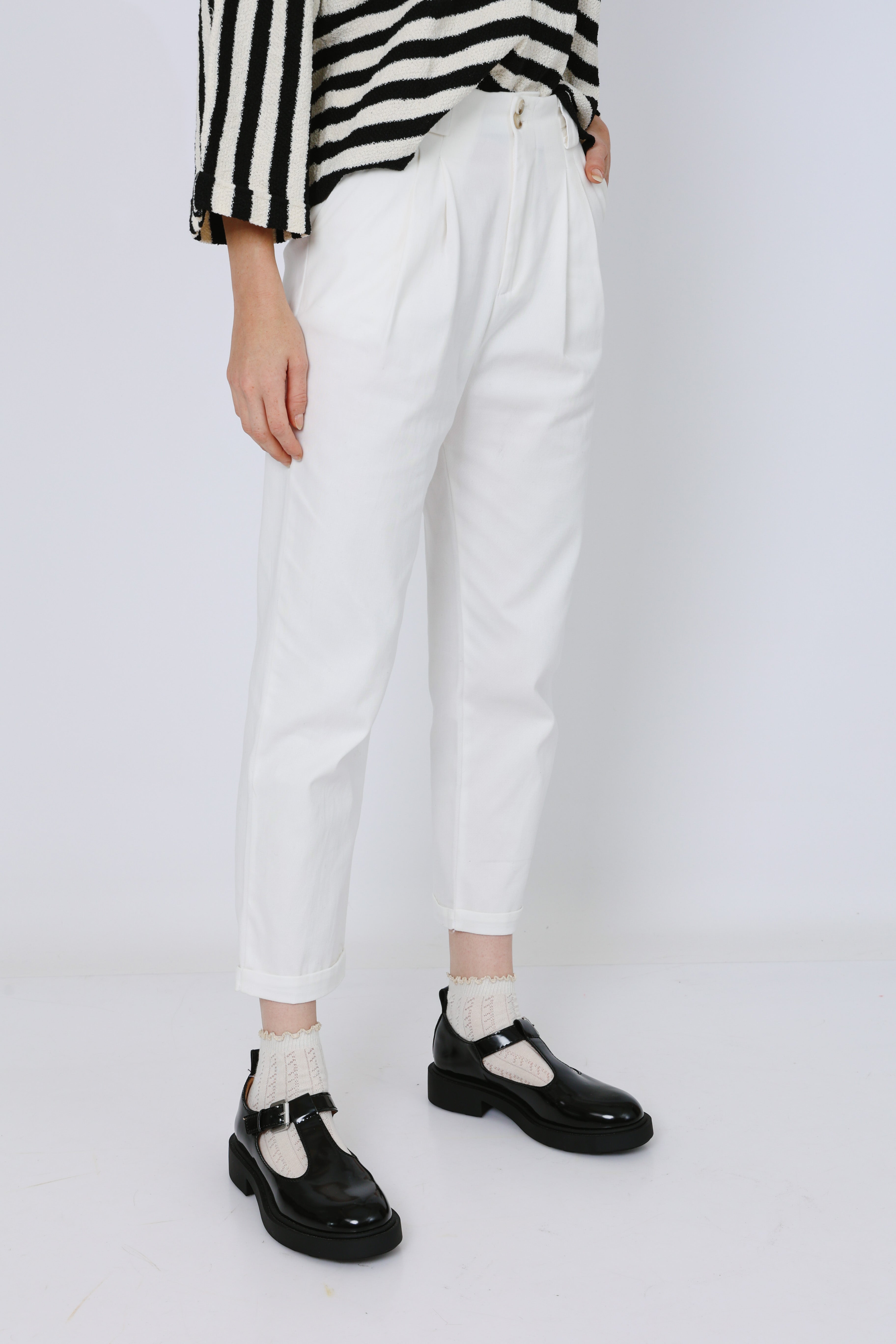 מכנסי כותנה שמנת