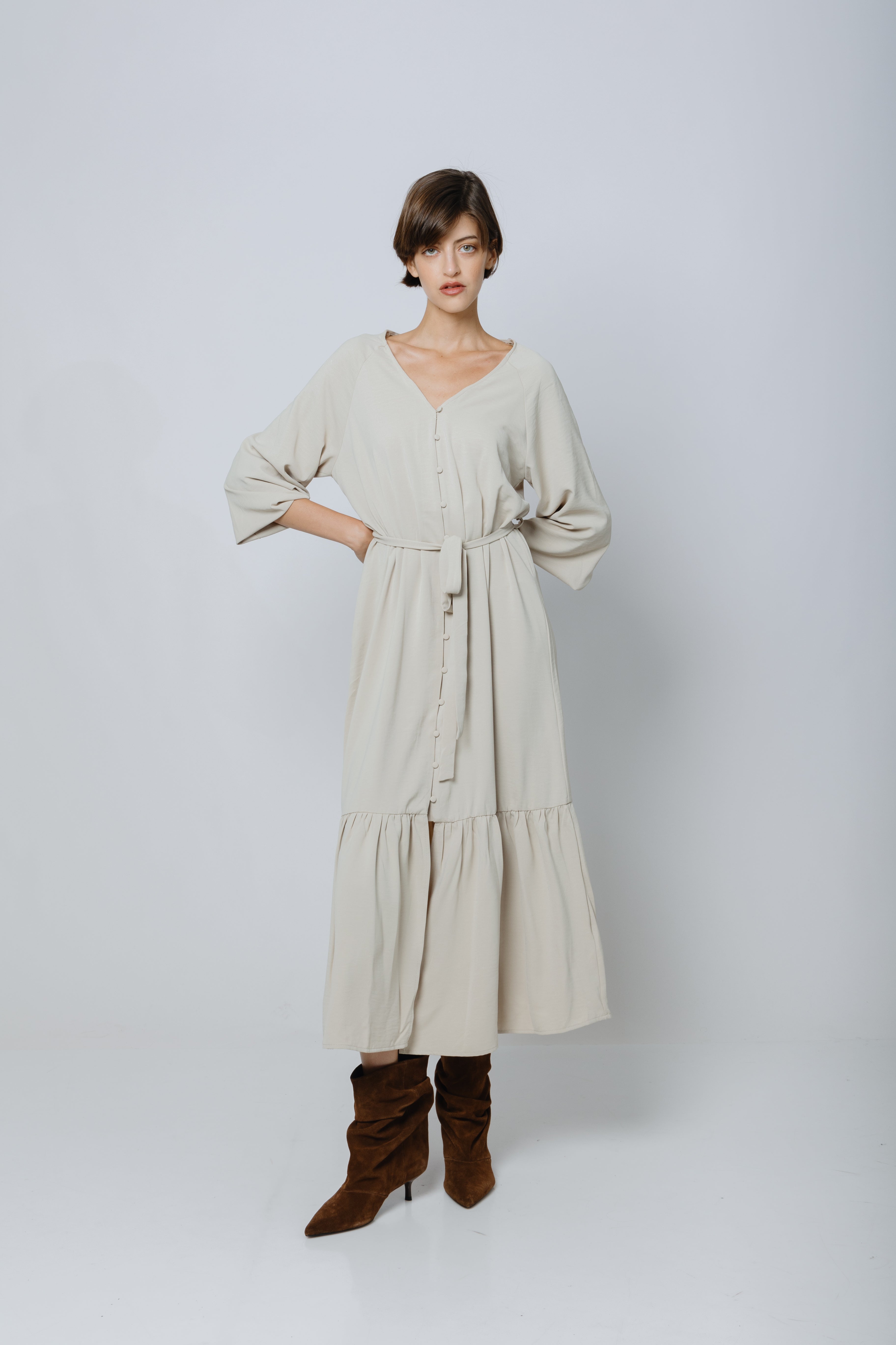 שמלת מקסי כפתרה אלמה