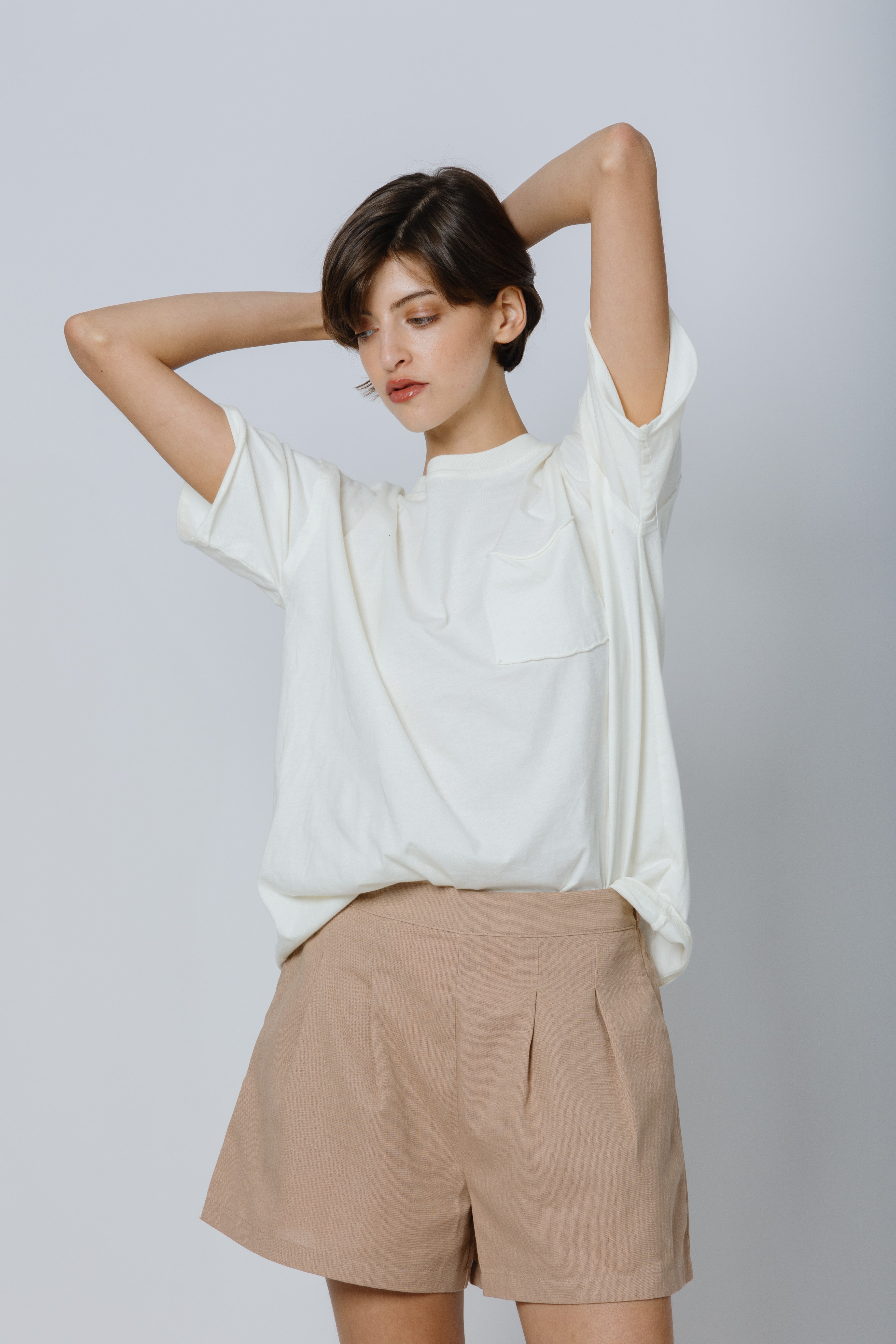 שורט פשתן מחוייט