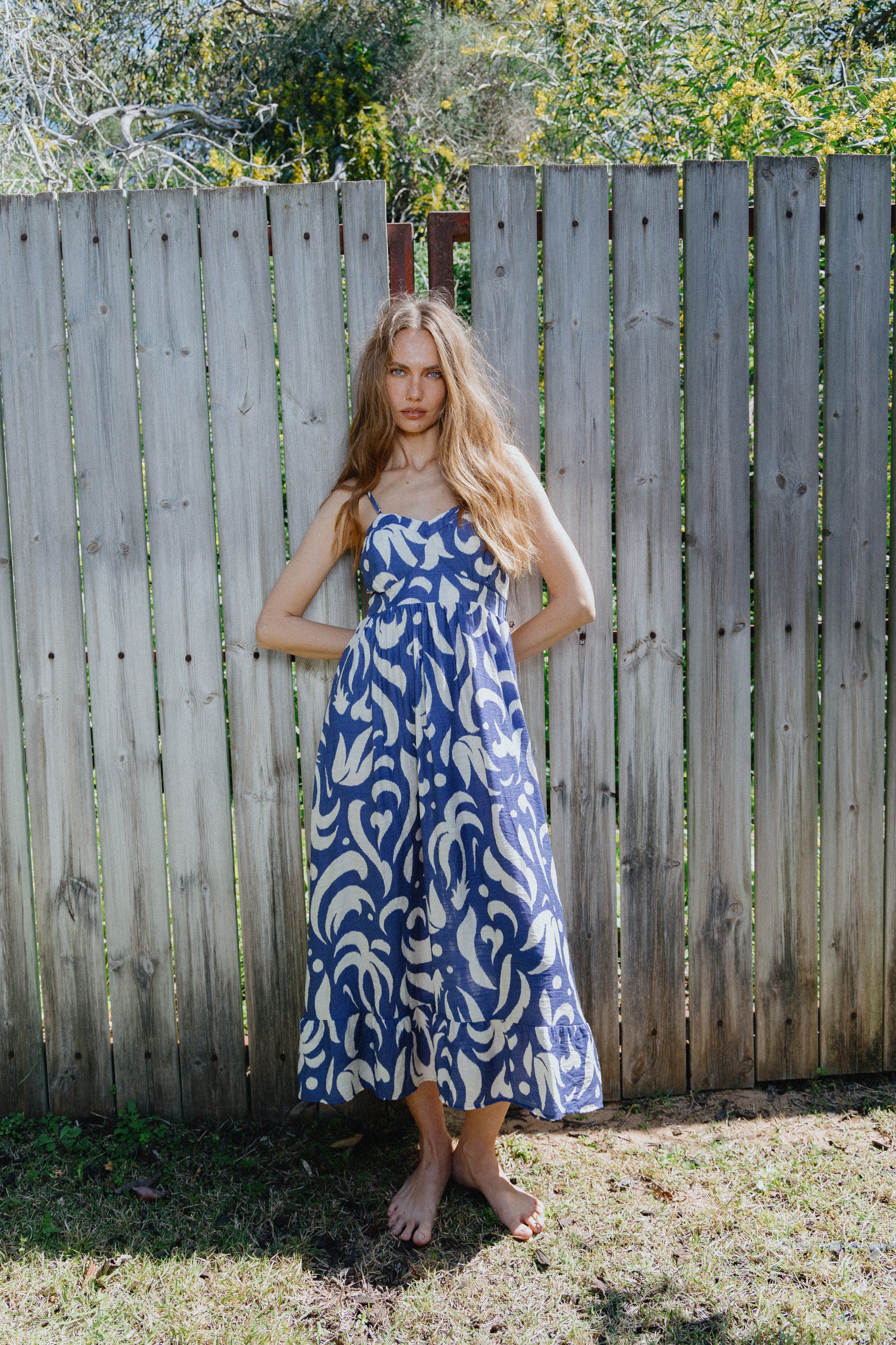 שמלת דפוס פלורה