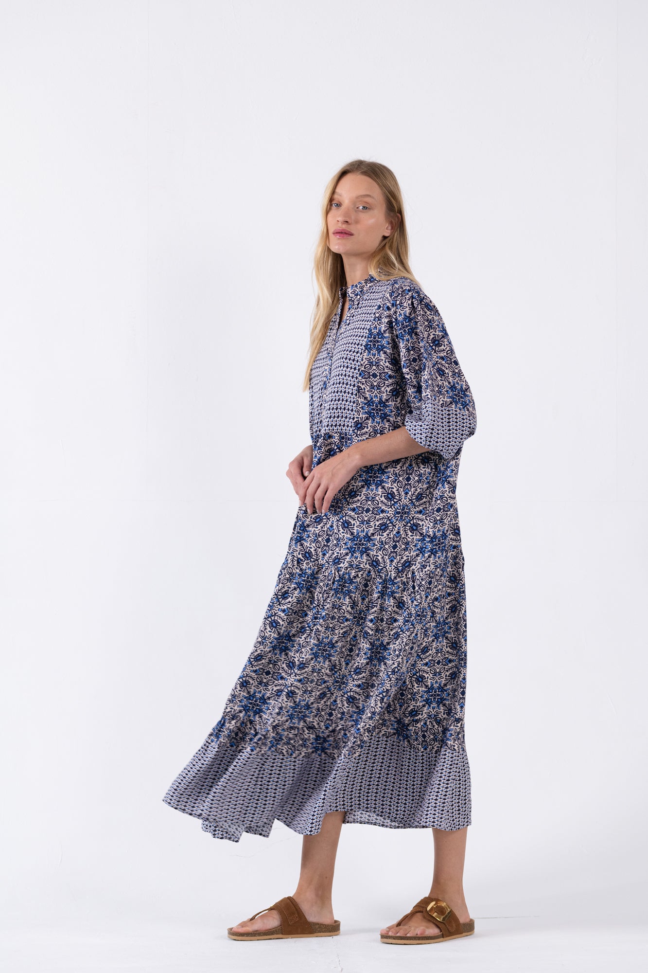 שמלת דפוס סלינה