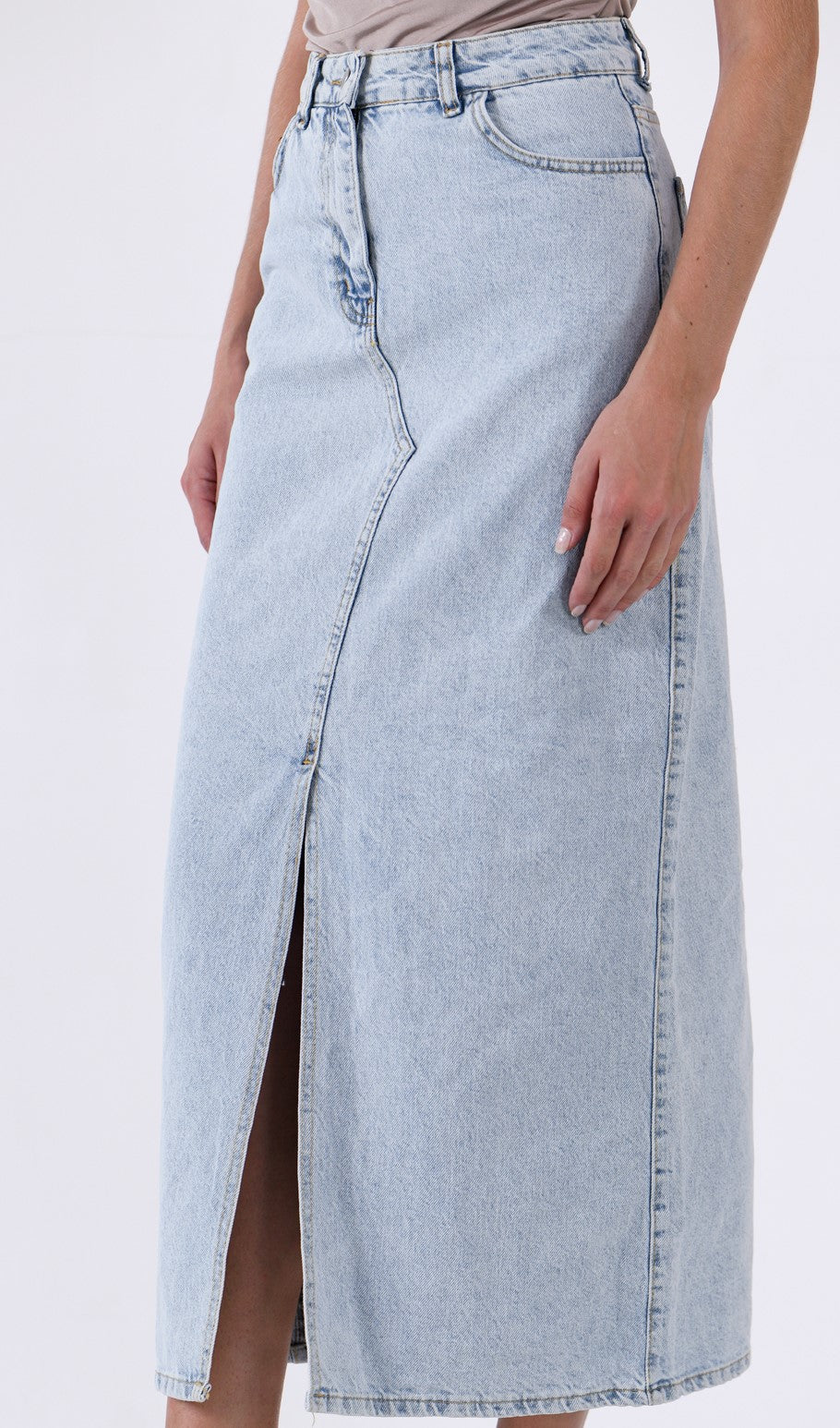 חצאית ג'ינס מידי