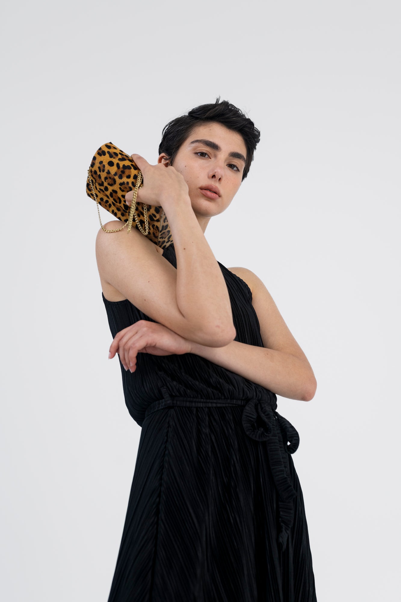 שמלה שחורה - קאן