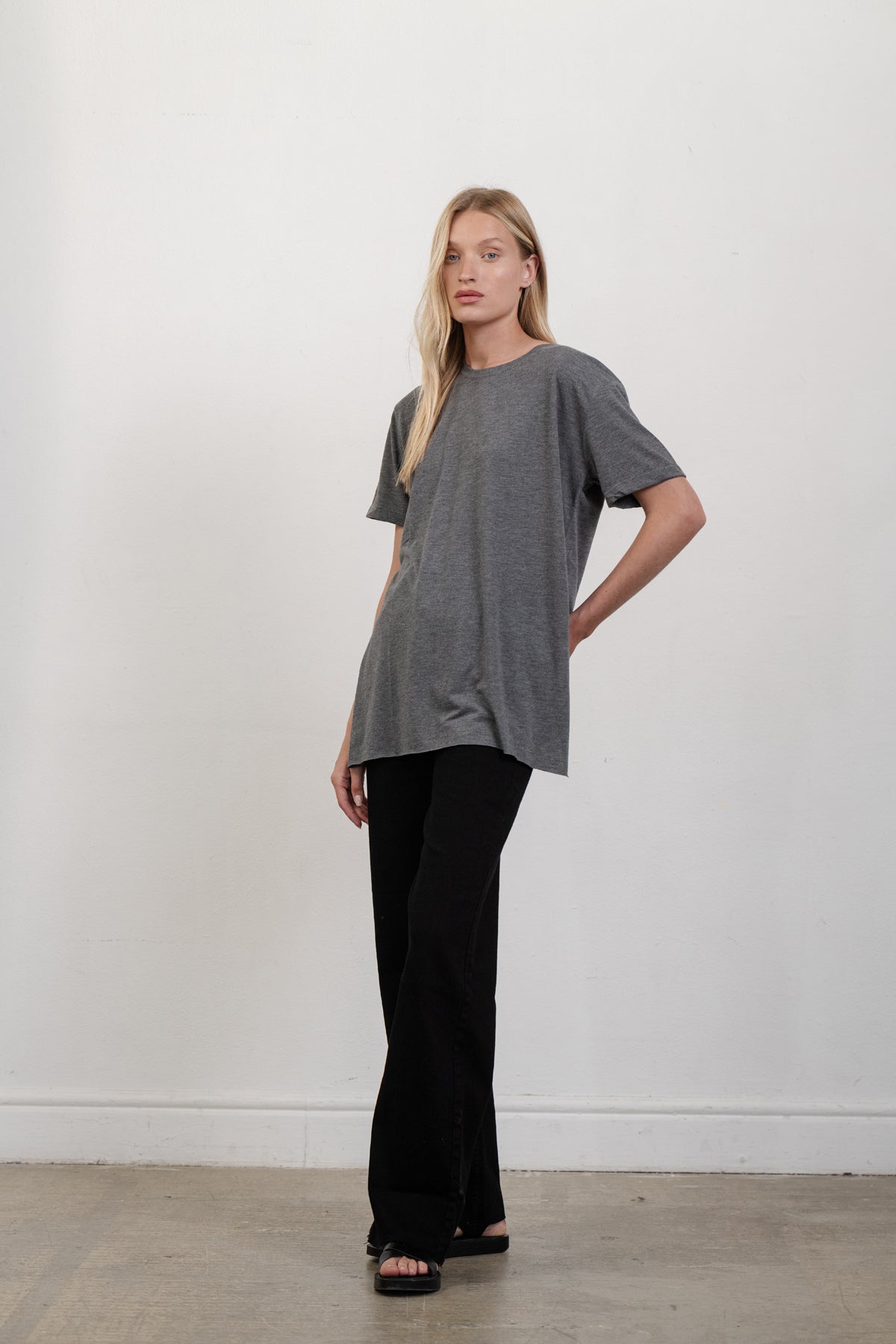 גינס שחור רודאו