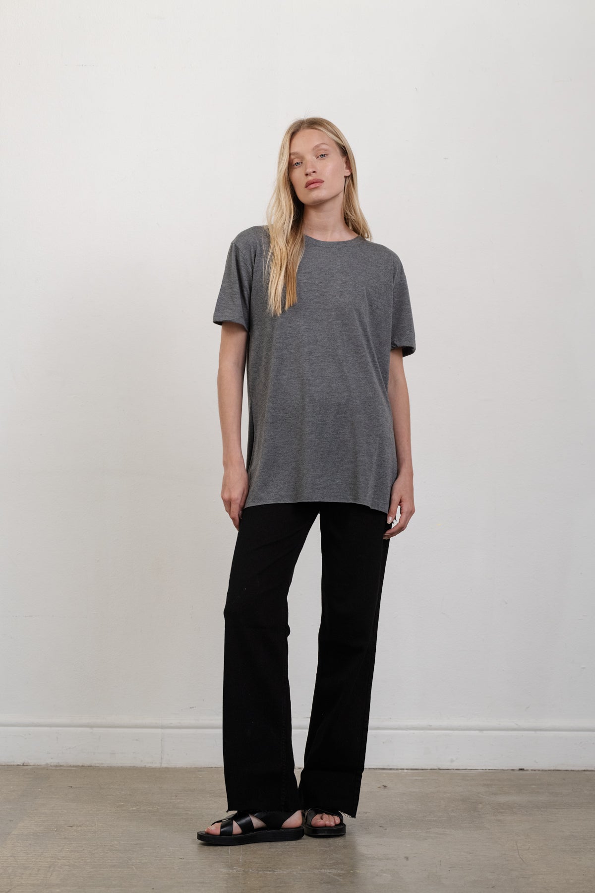 גינס שחור רודאו