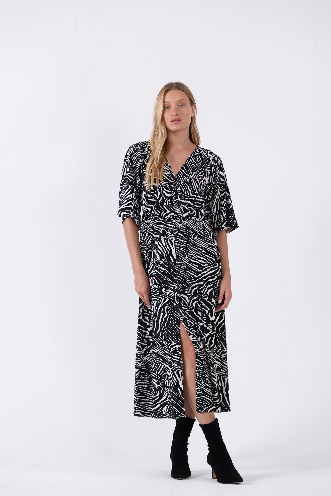 שמלת מעטפת דפוס זברה