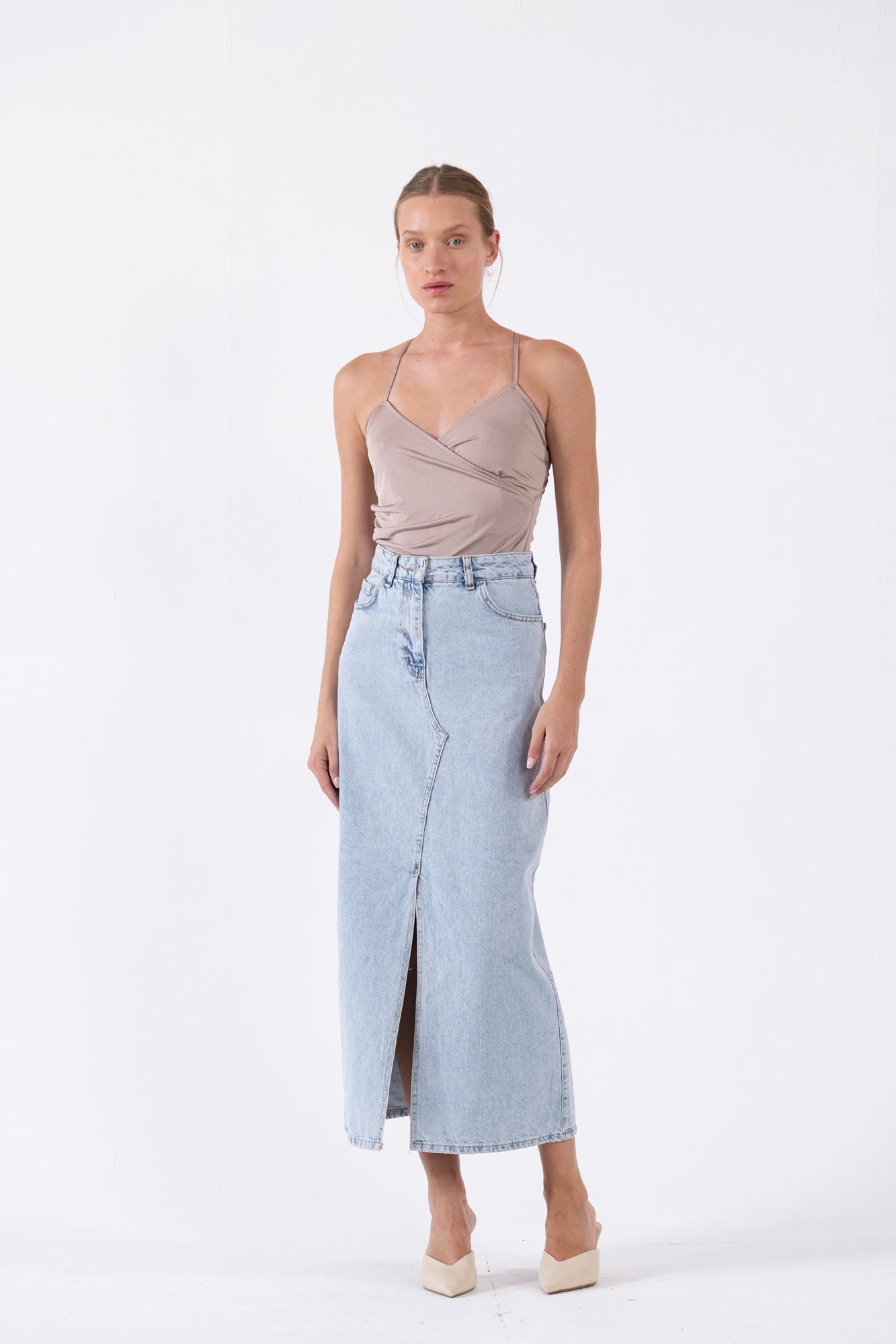 חצאית ג'ינס מידי