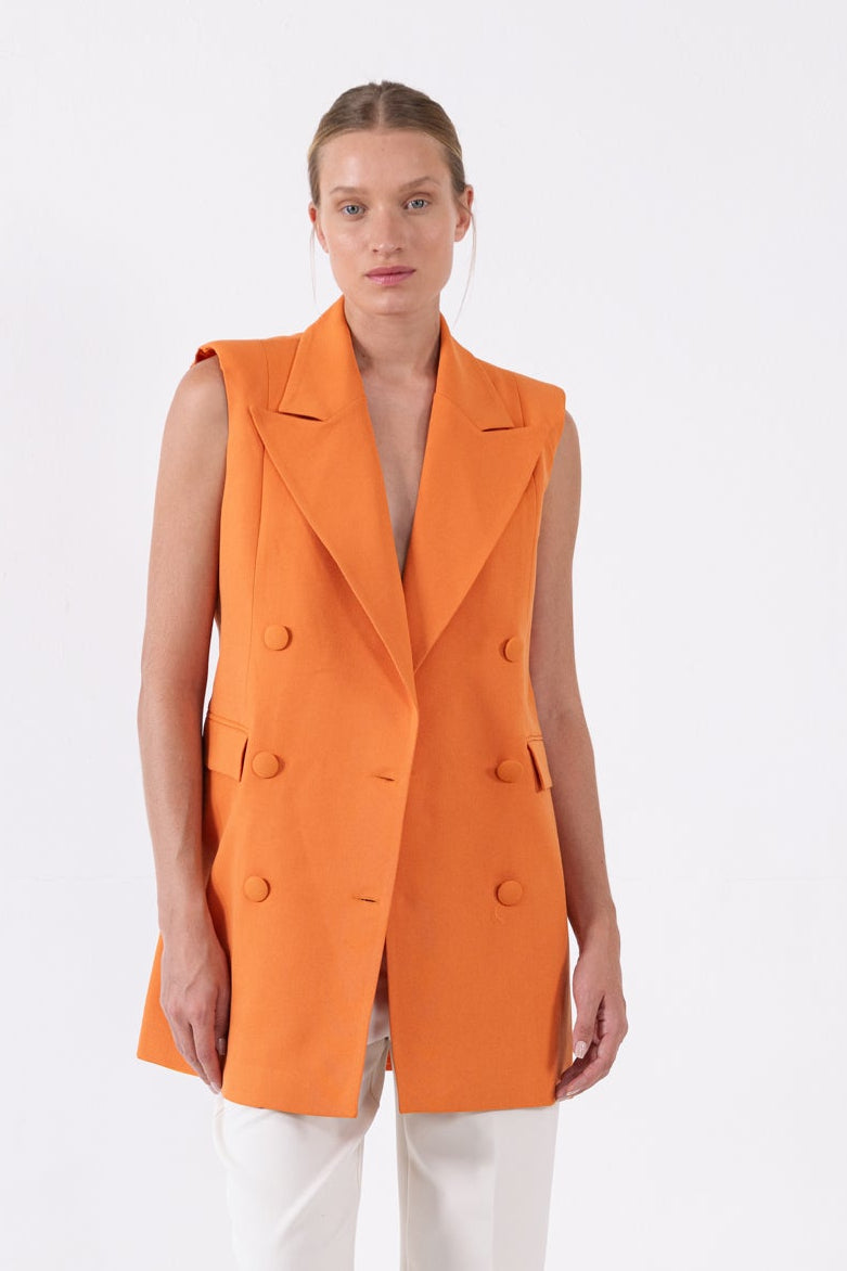 בלייזר ללא שרוול רומי