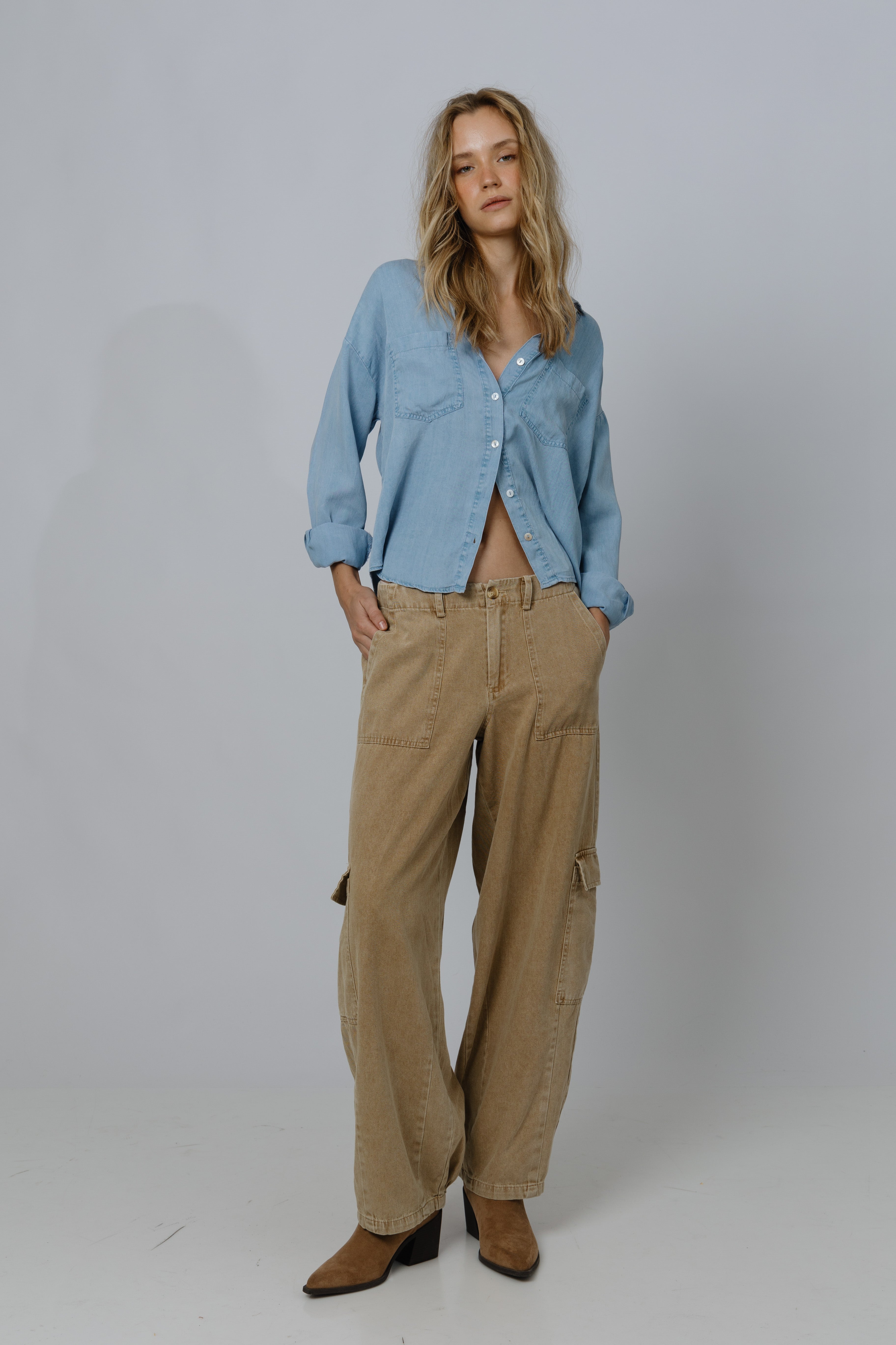 חולצת ג’ינס טנסל מכובסת