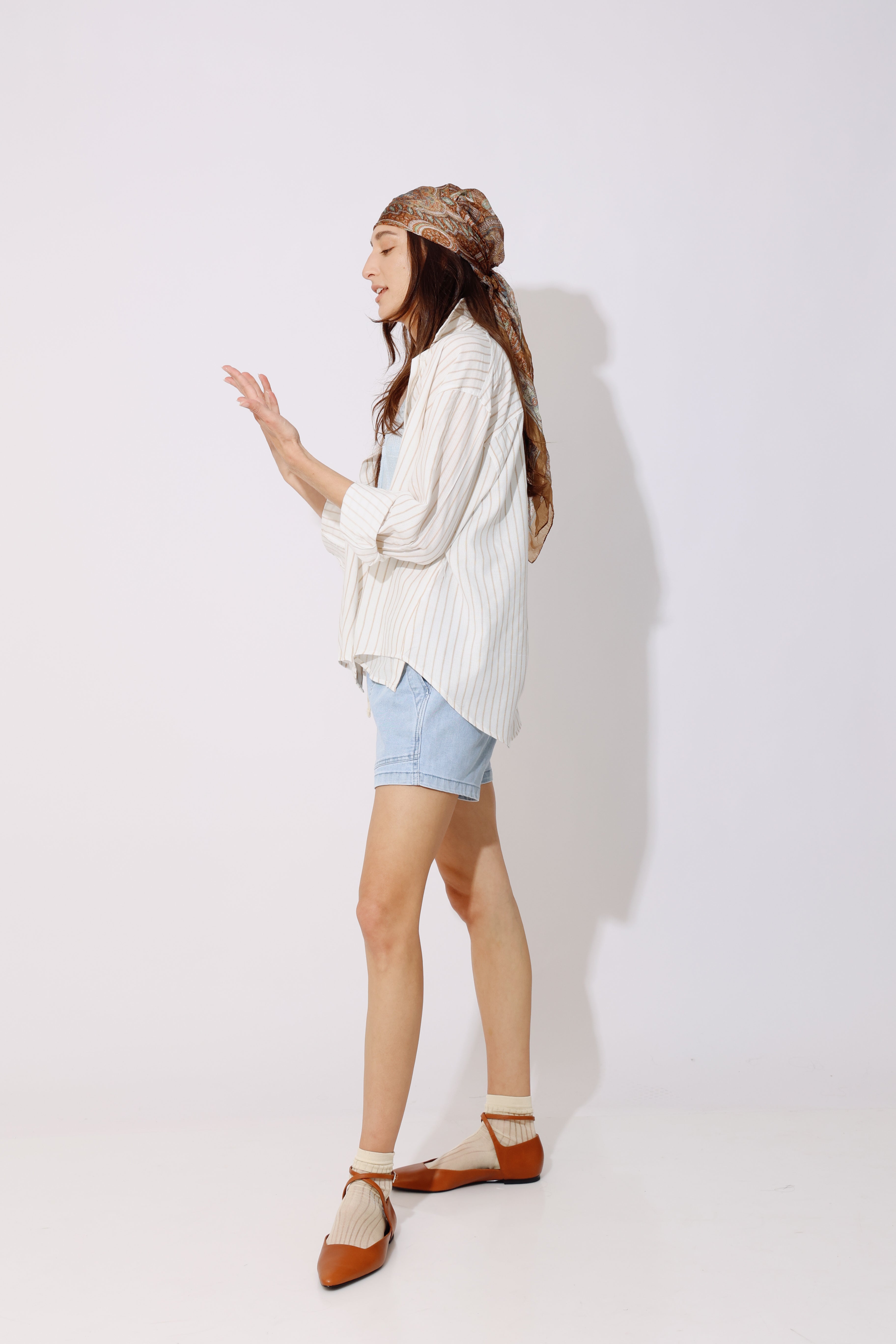 חולצה מכופתרת פסים | Striped Button-Down Shirt