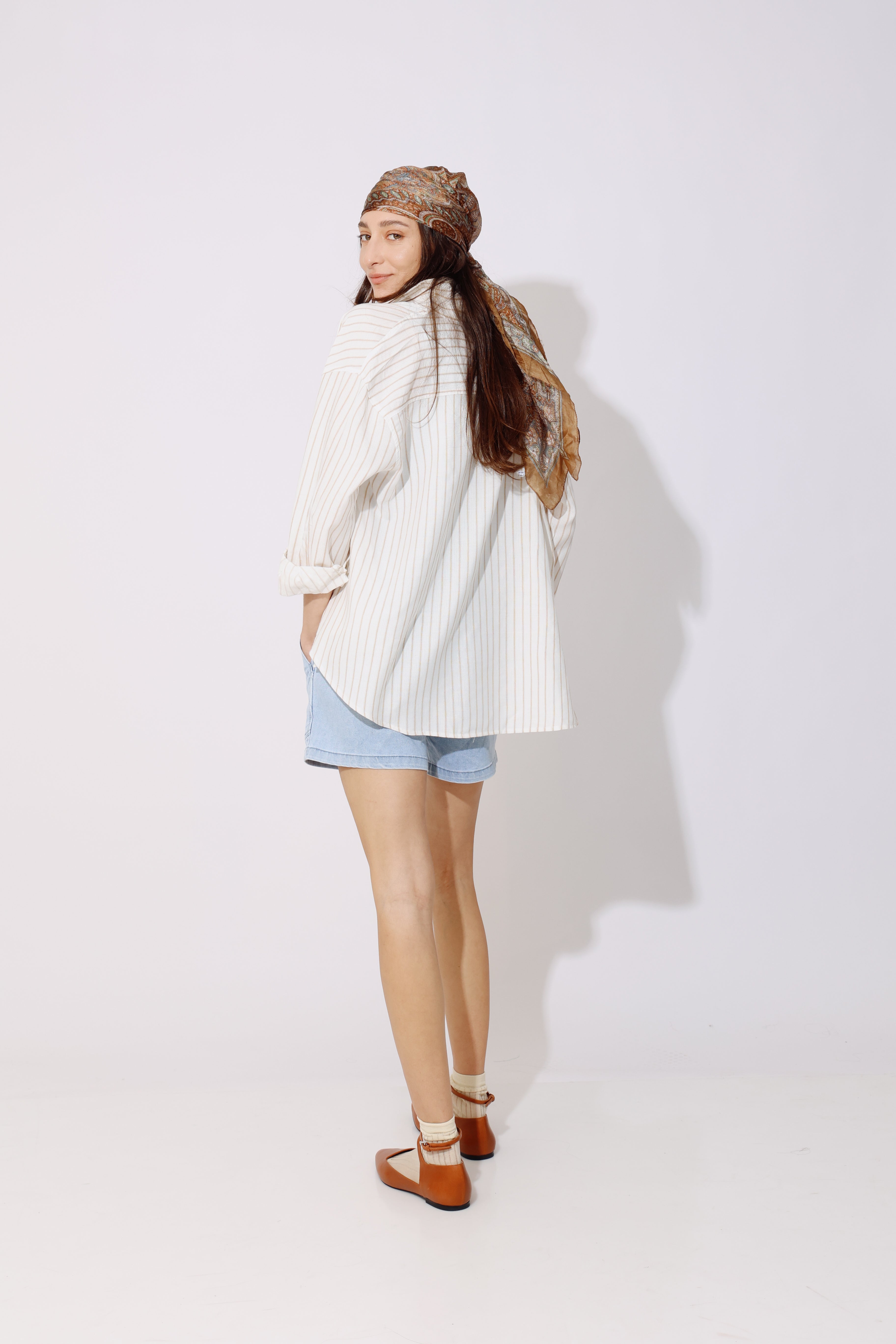 חולצה מכופתרת פסים | Striped Button-Down Shirt