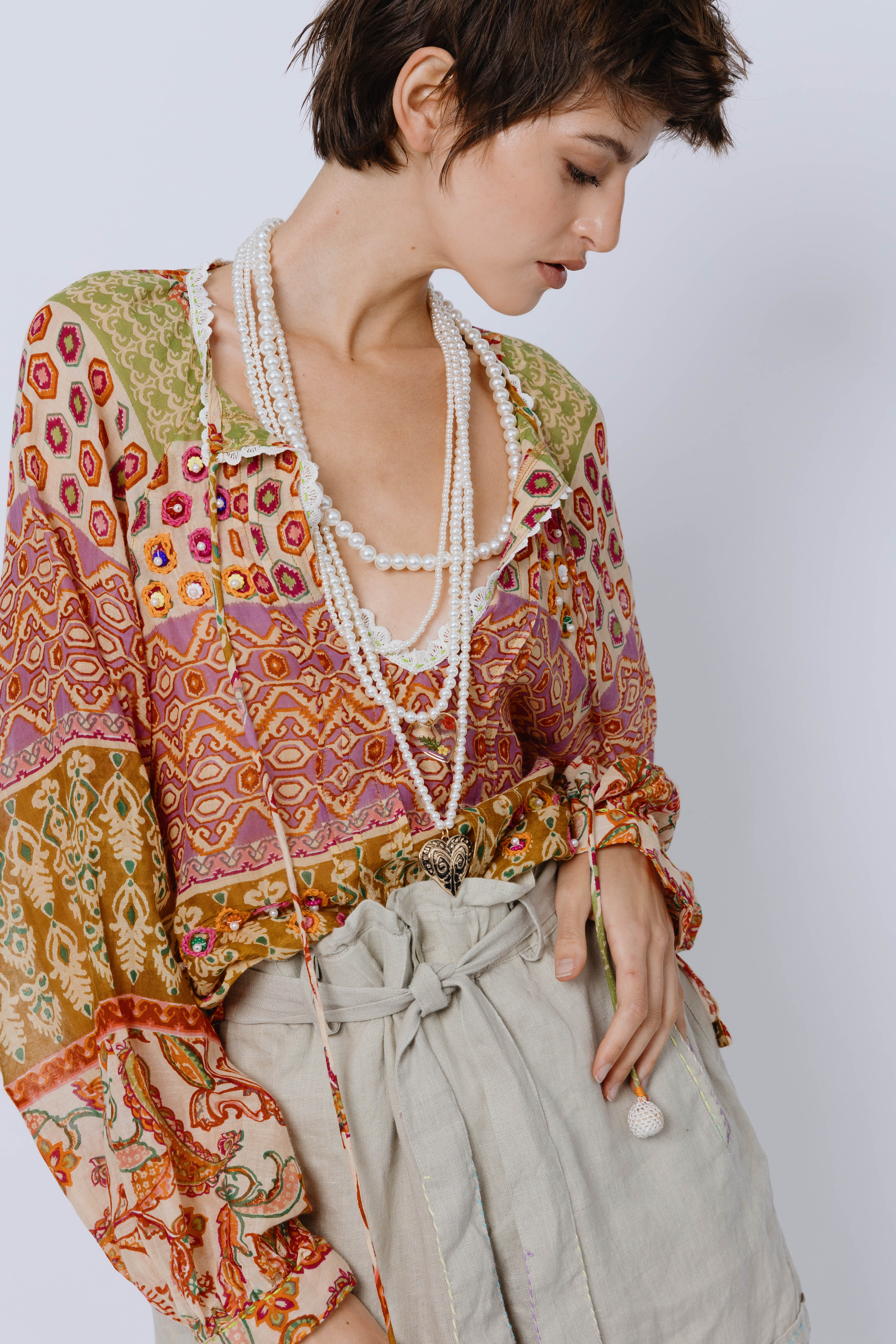 חולצת כותנה דפוס הינדי-פולק