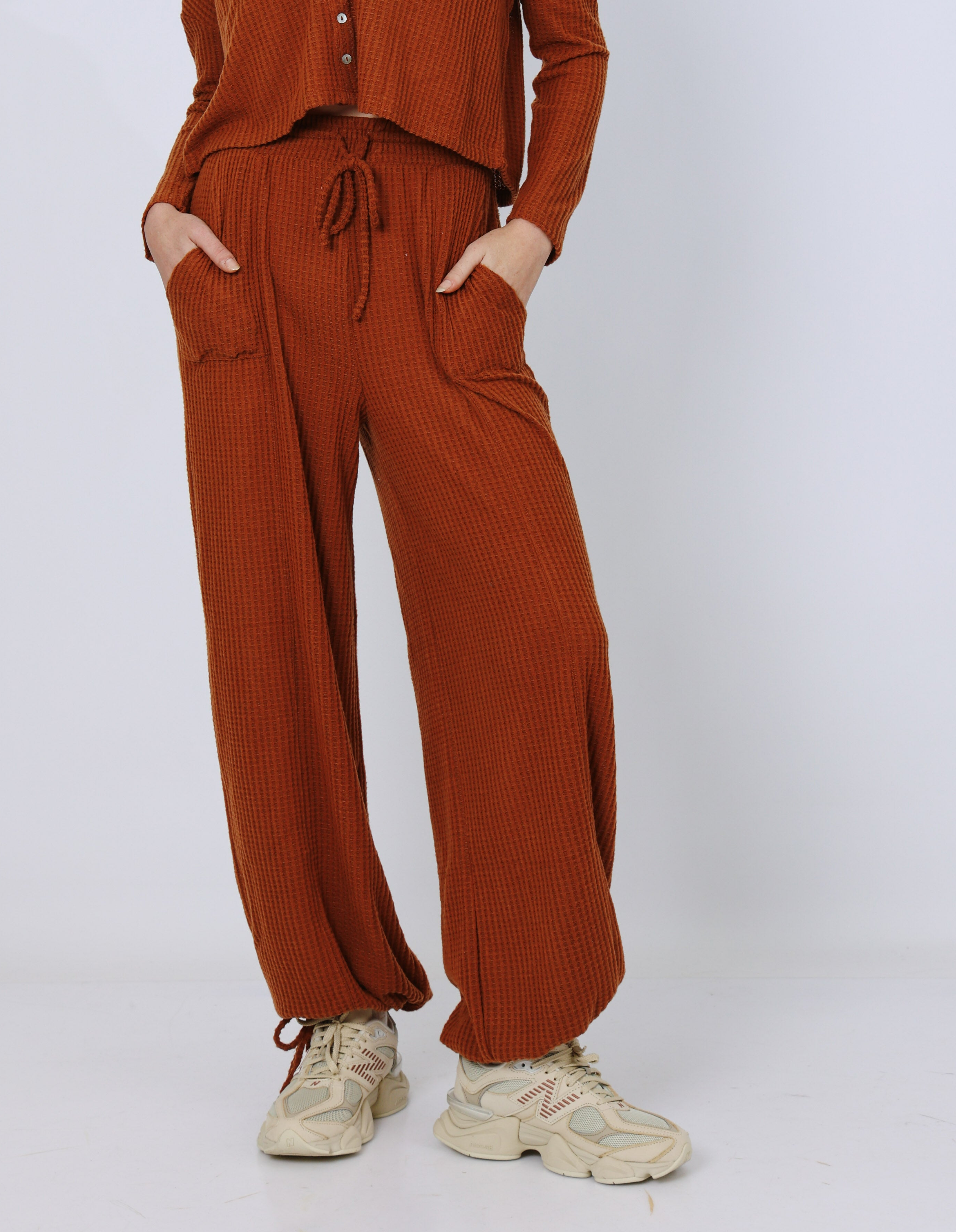 מכנסי ופל סרינה