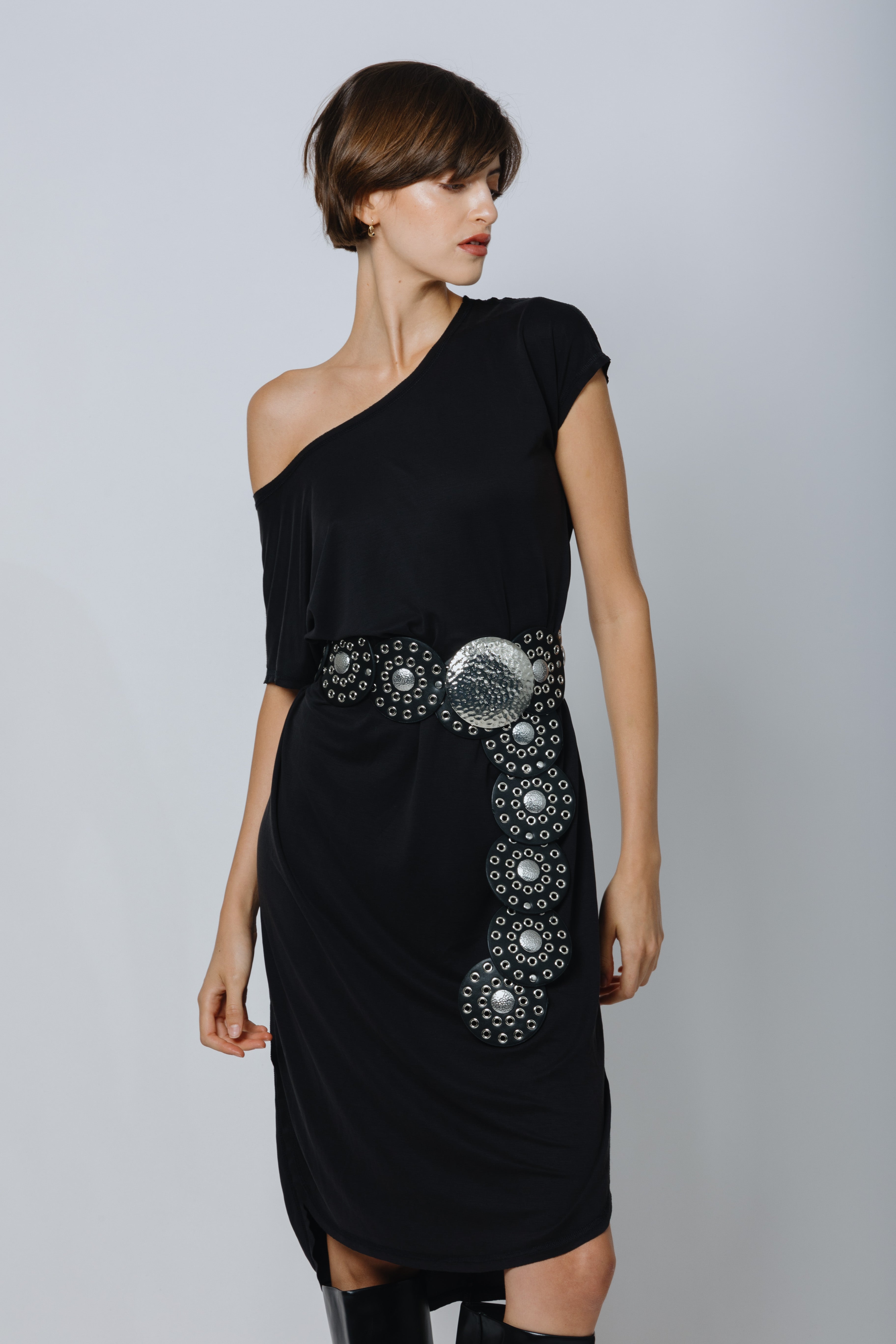 שמלת טי שירט מודל שחורה